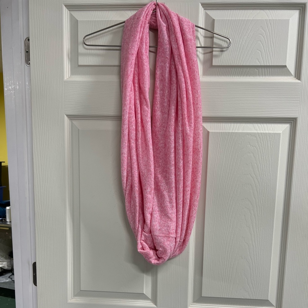 BCBG Generation Pink Infinity Scarf - VGUC